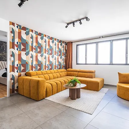 Mm House Cathedrale