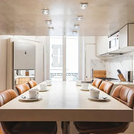 Mm House Cathedrale * رانس
