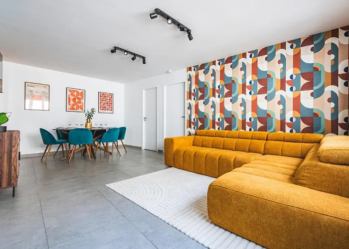 Mm House Cathedrale Reims