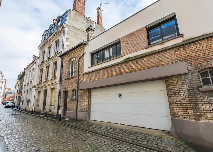 Mm House Cathedrale *